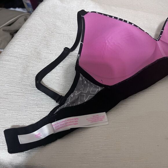 Victoria's Secret PINK Wear Everywhere Wireless Bra Black Monogram 32D - Picture 5 of 6